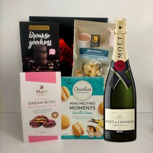 champagne cookie gift for her